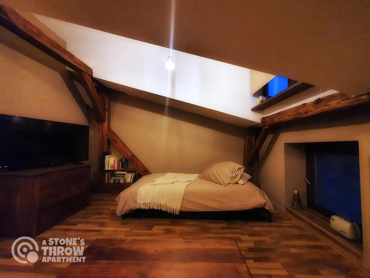 A Stone'S Throw Apartment Krakow